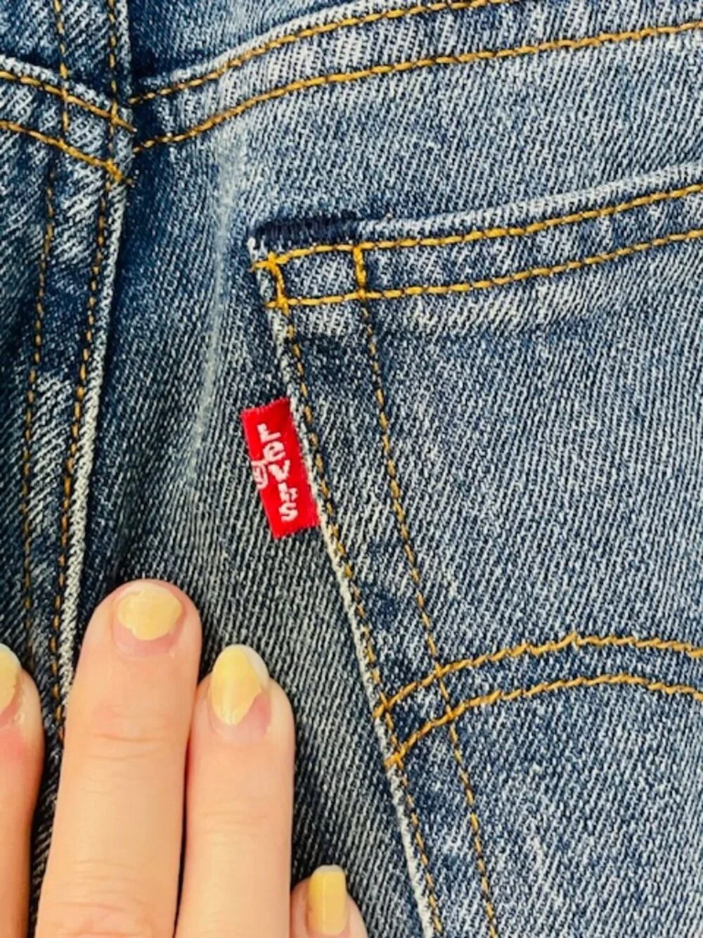 Levi's White Oak Cone Denim Wedgie Ankle Straight Leg Jeans Button Fly 28